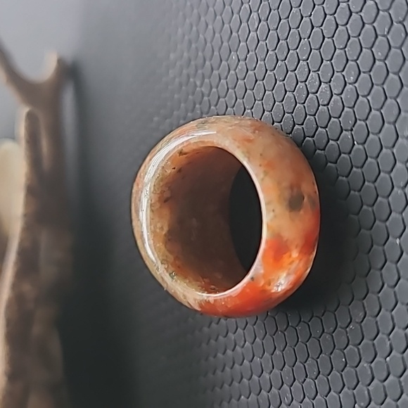 Vintage Chinese Natural Hetian Jade Nephrite Carved Ring Size 5 - Picture 4 of 6